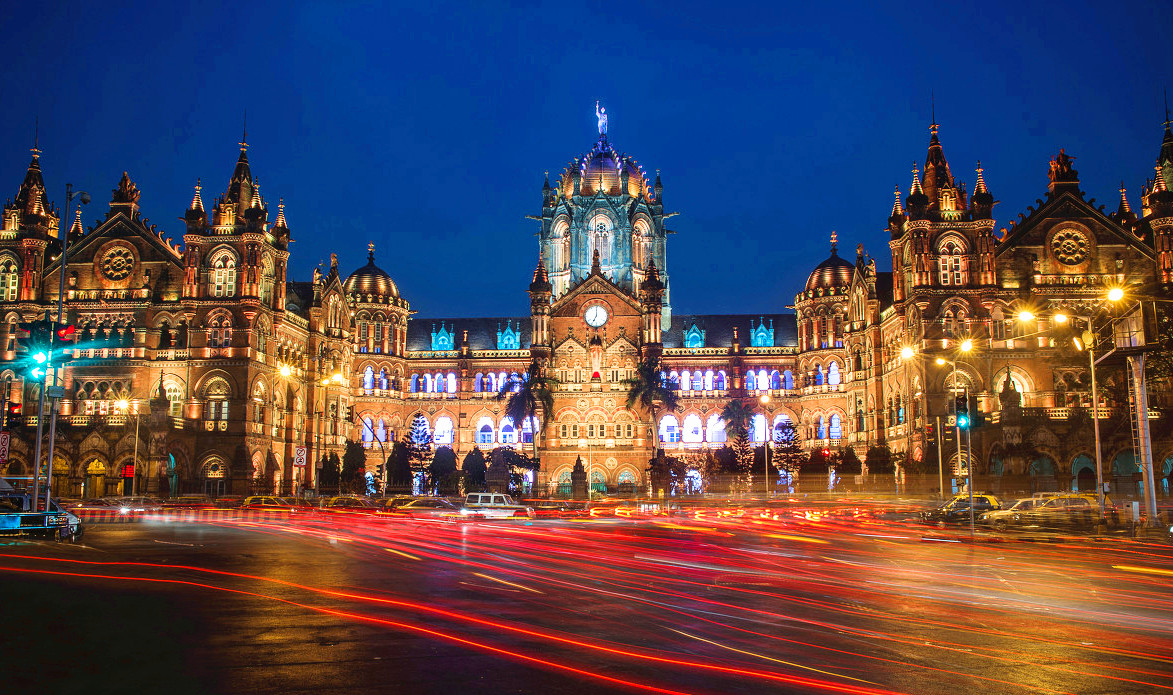Our company reached an import agreement for electric sightseeing vehicles with a customer in Mumbai, India Our company reached an import agreement for electric sightseeing vehicles with a customer in Mumbai, India