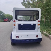 Customizable patrol car, well-equipped.